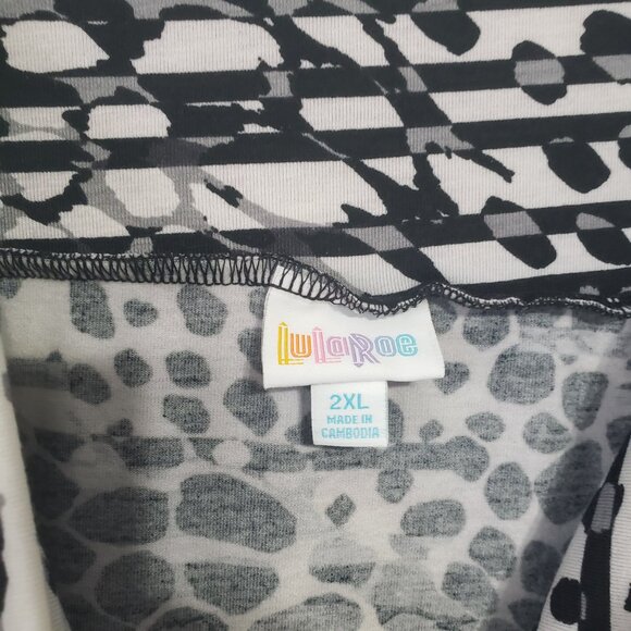 LuLaRoe Maxi Skirt Black White 2XL Plus Size Animal Print Stretch Long Comfy - Picture 4 of 8